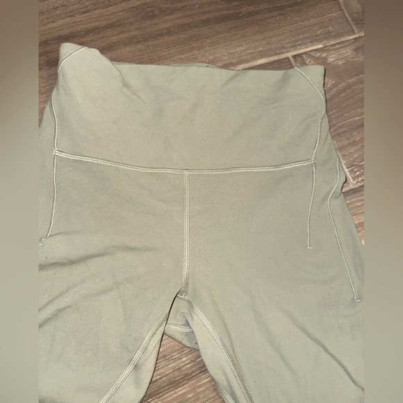 Lululemon Nulu Fold Yoga High-Rise Crop 23" RoseMary Green size 6 - Picture 8 of 14